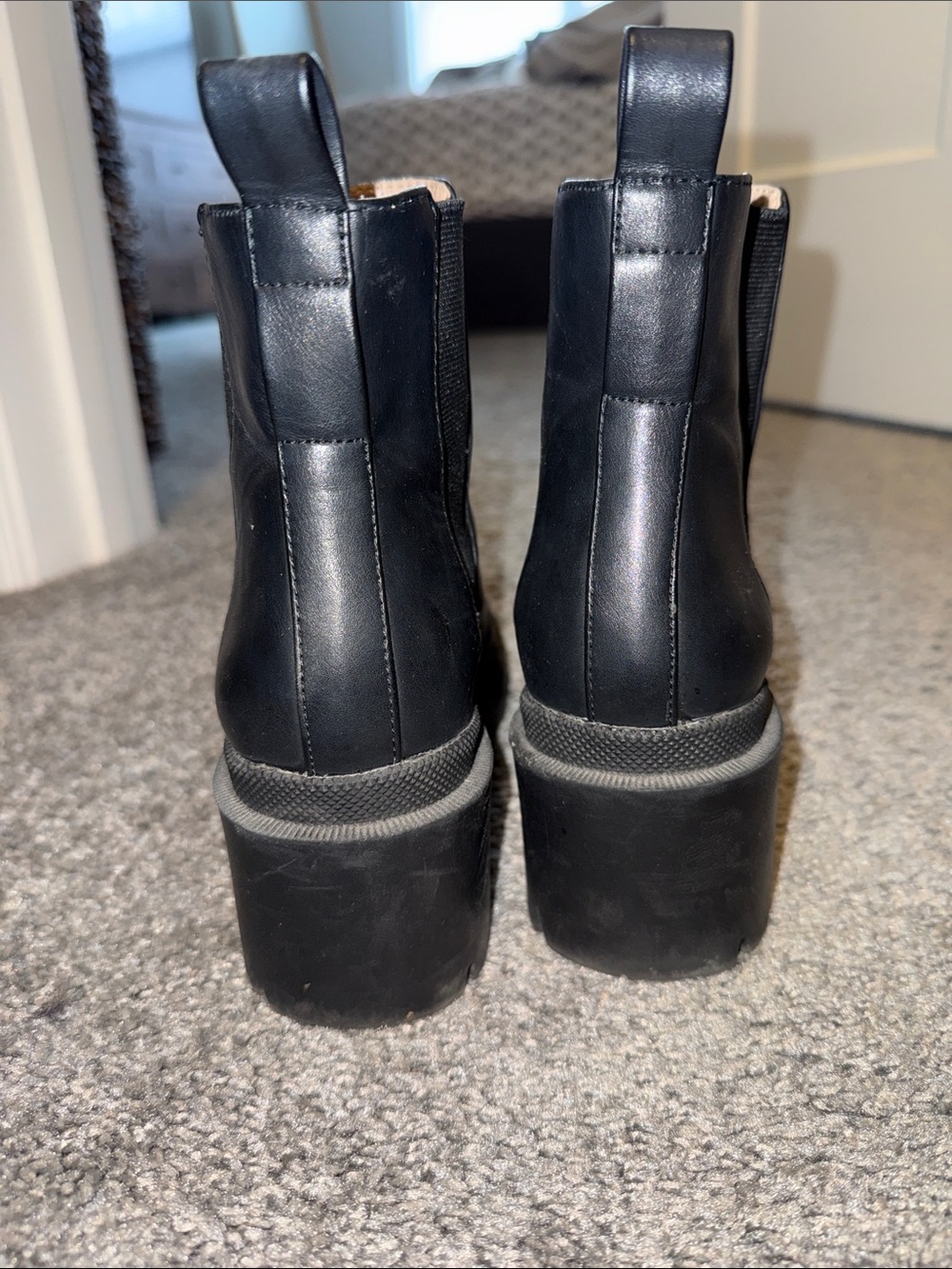 Chunky Steve Madden Platform Chelsea Boot - Black - Picture 3 of 5